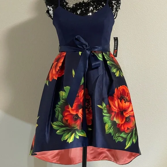 TeezeMe Occasion Dress - Picture 1 of 7